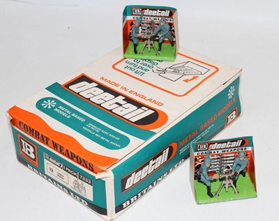 Lot 1375 - Britains Deetail No.7333 Trade Box of 2 of 12...