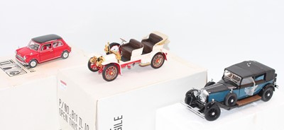 Lot 993 - Franklin Mint 1/24th scale group of 3 boxed...