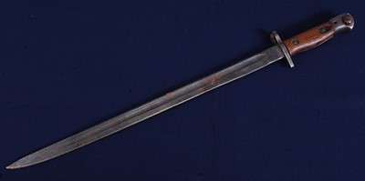 Lot 3 - A British 1907 pattern bayonet, the 43cm...