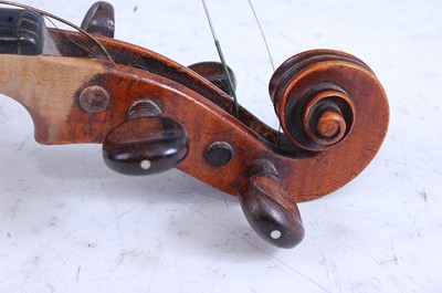Lot 1006 - An English violin, having a one piece maple...