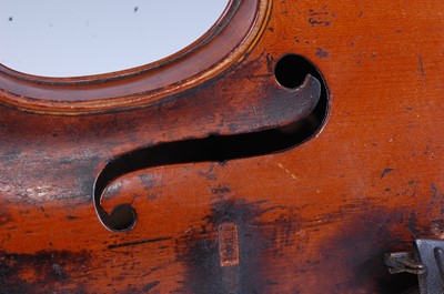 Lot 1006 - An English violin, having a one piece maple...