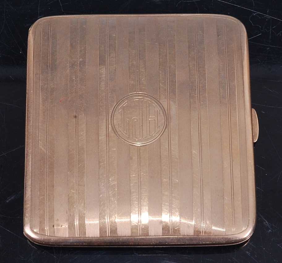 Lot 268 - An Art Deco 9ct gold pocket cigarette case,...