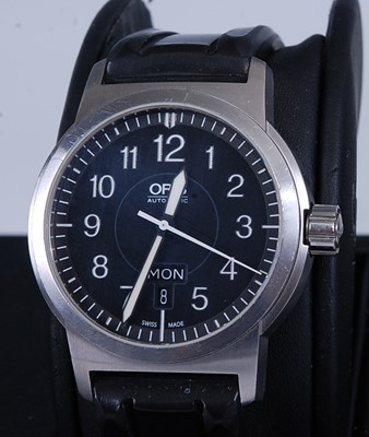 Lot 2247 - A gent's Oris Artelier steel cased automatic...