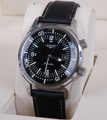 Lot 2254 - A gent's Longines Legend Diver steel cased...