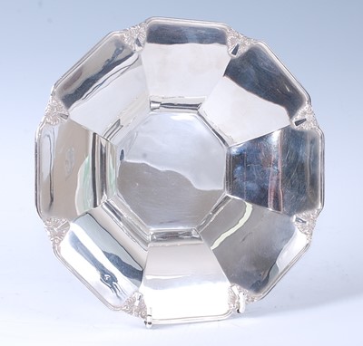 Lot 1106 - A George V silver bowl, of octagonal form with...