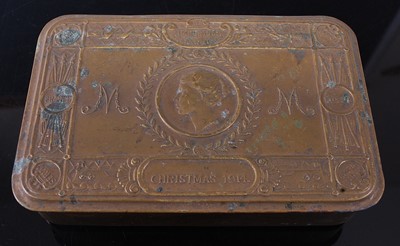 Lot 7 - A WW I Princess Mary Christmas gift tin with...