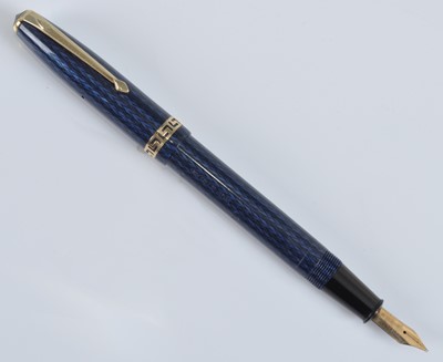 Lot 16 - A Conway Stewart 74 fountain pen, in blue...