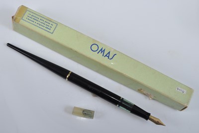 Lot 4 - A boxed Omas Extra 556 Da Tavolo fountain pen,...