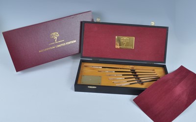 Lot 1266 - A Winsor & Newton Series 7 Kolinsky sable...