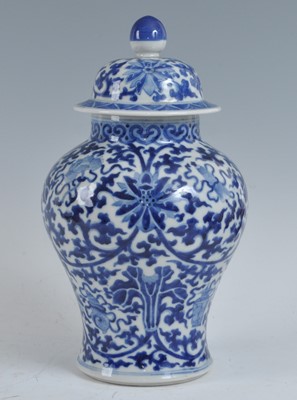 Lot 1273 - A Chinese late Qing dynasty blue and white...