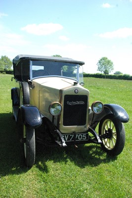 Lot 1461 - A 1924 Bayliss Thomas 10/22 Reg No. SV7705...
