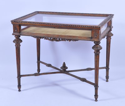 Lot 1423 - A late 19th century giltwood and gesso...
