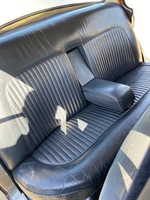 Lot 1470 - A 1968 Daimler V8-250 Automatic Reg no....
