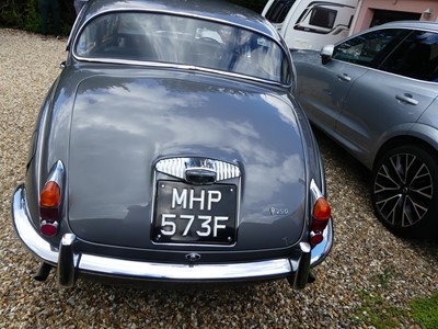 Lot 1470 - A 1968 Daimler V8-250 Automatic Reg no....
