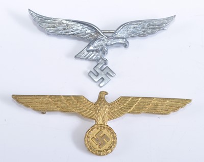 Lot 168 - A German Luftwaffe Summer pattern tunic eagle...