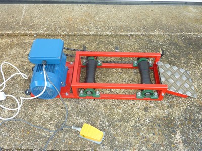 Lot 1507 - A Universal Motors 240v Motorcycle Roller Pit...