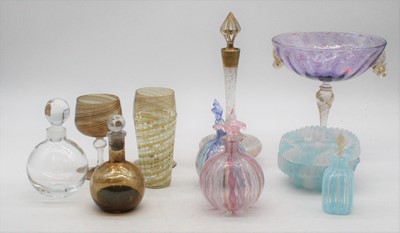 Lot 253 - A box of miscellaneous glassware to include...