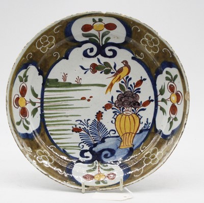 Lot 263 - An 18th century Dutch Delft tin glazed plate...
