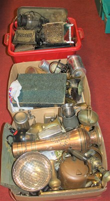 Lot 80 - Three boxes of mixed metalwares