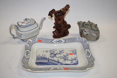 Lot 110 - A 19th century Castleford teapot; together...