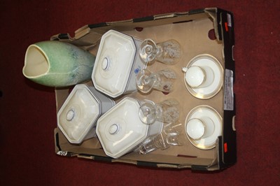 Lot 171 - A box of glassware and ceramics, to include a...