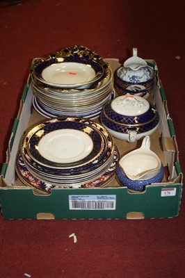Lot 177 - A box of miscellaneous items, to include a...