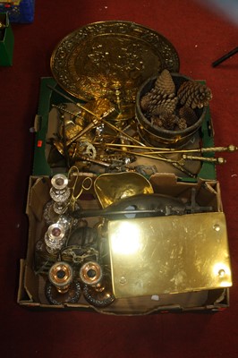 Lot 178 - Two boxes of metalware, to include a pair of...