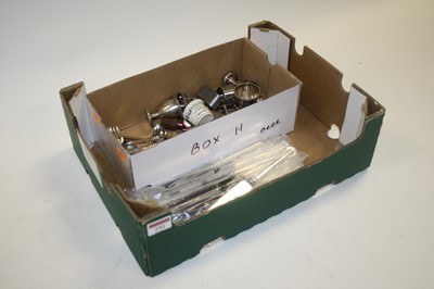 Lot 291 - A box of silver plated wares, to include...