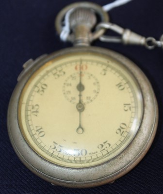 Lot 394 - A World War II gent's nickel cased open faced...