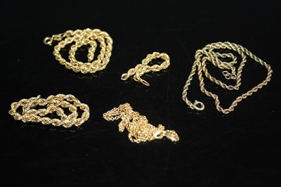 Lot 406 - A 9ct gold ropetwist neck chain (a/f);...