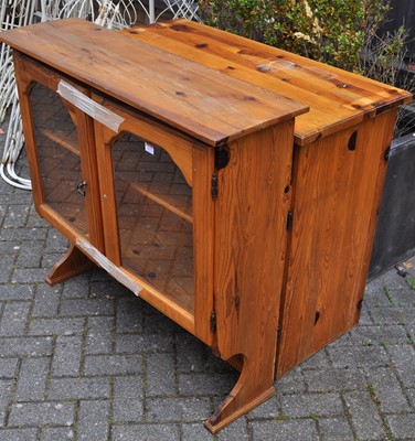 Lot 1177 - A modern pine kitchen dresser