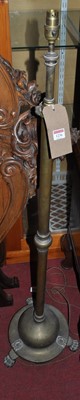 Lot 1236 - An Edwardian brass telescopic standard lamp