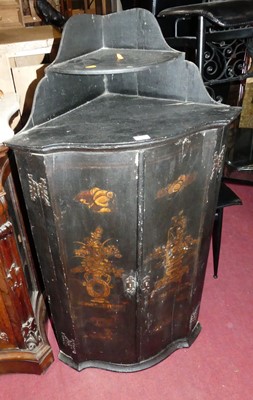 Lot 1364 - A 19th century chinoiserie decorated...