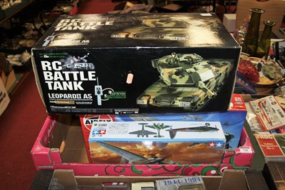 Lot 718 - A boxed 1:24 scale radio controlled model of a...