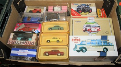 Lot 686 - Two boxes of boxed modern issue diecast toy...