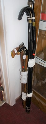 Lot 621 - A collection of assorted walking sticks to...