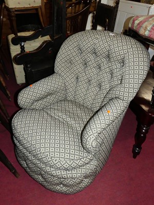 Lot 1426 - A buttoned upholstered nursing chair, width 64cm