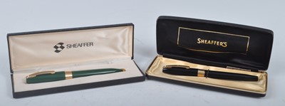 Lot 151 - A cased Sheaffer PFM fountain pen. in green...