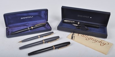 Lot 159 - A cased Sheaffer Calligraphy fountain pen, in...