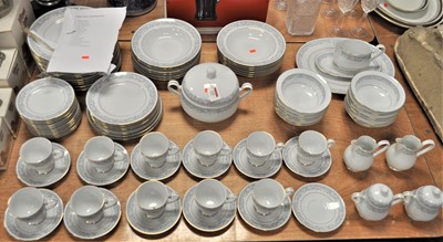Lot 133 - A Noritake Iona pattern tea & dinner service