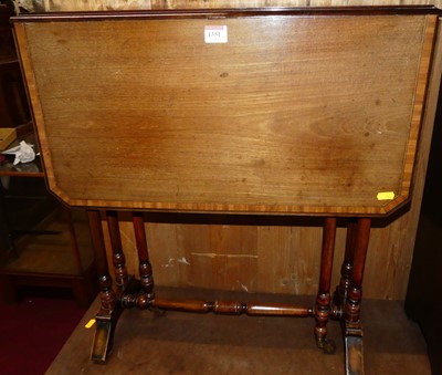 Lot 1351 - An Edwardian mahogany and satinwood...