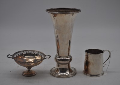 Lot 228 - A George V silver vase of trumpet shape with...
