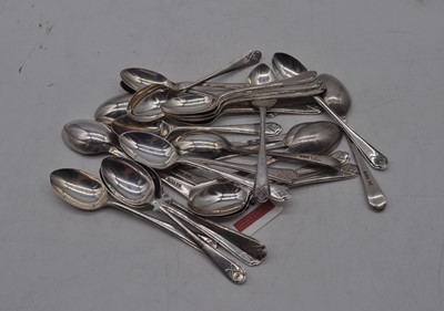 Lot 254 - A Harlequin set of 26 George VI silver...