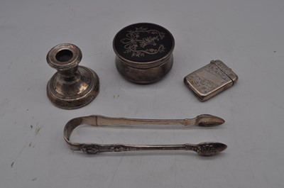 Lot 255 - An Edwardian silver pocket vesta of hinged...
