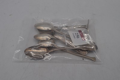 Lot 256 - A small collection of loose silver flatware to...