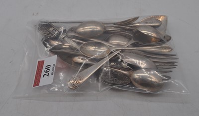 Lot 260 - A small collection of loose silver and silver...