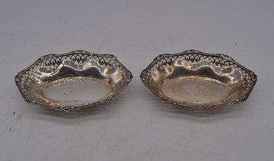 Lot 263 - A pair of George V silver bonbon dishes of...