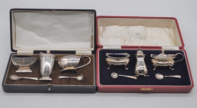 Lot 195 - A George VI silver 3 piece cruet to include...