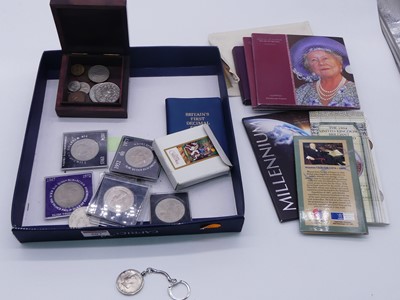 Lot 307 - A collection of miscellaneous coins, to...