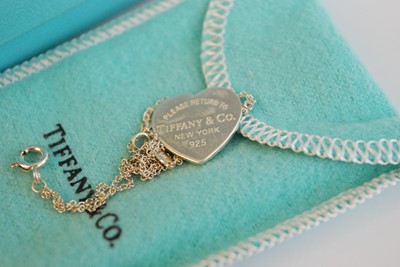 Lot 339 - A Tiffany & Co sterling silver finelink...